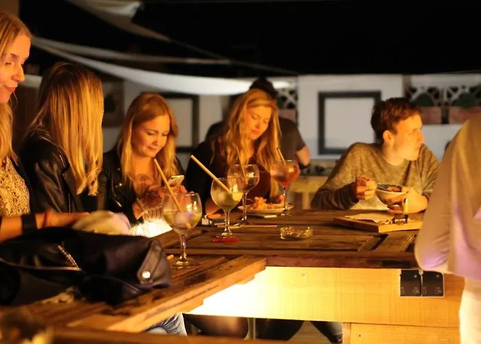 Hostal Columbus Rooftop *
